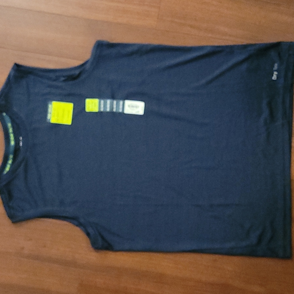 Tek gear Dry tek sleeveless shirt